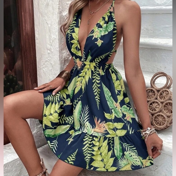 Sexy floral tropical print cutout tie back dress - Picture 6 of 6